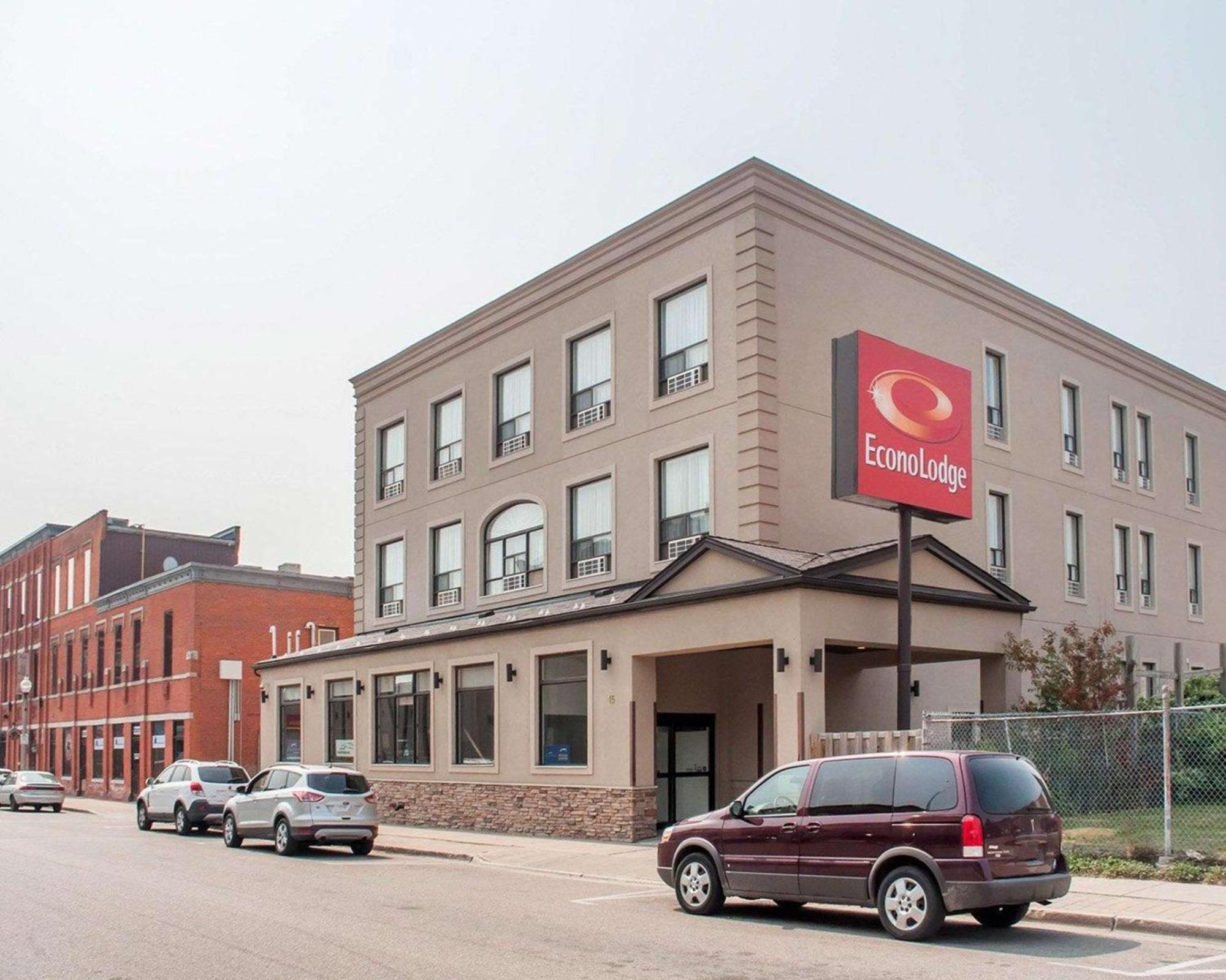 And Hotel Woodstock