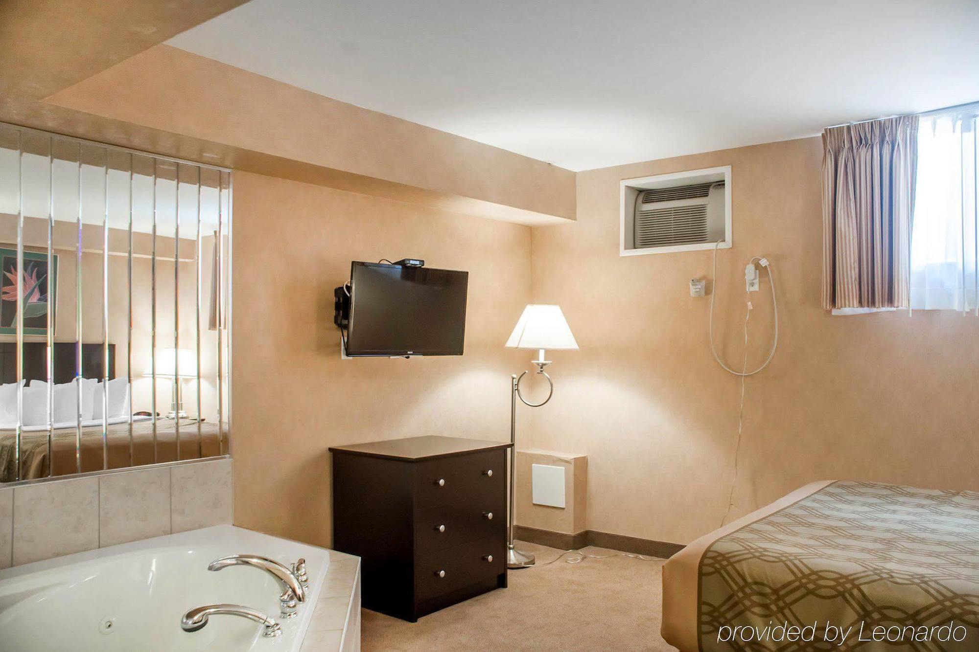 Hotel And 2*